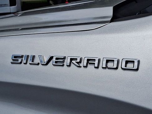 Used 2020 Chevrolet Silverado 1500 LT w/ Convenience Package AWD/4WD image 29
