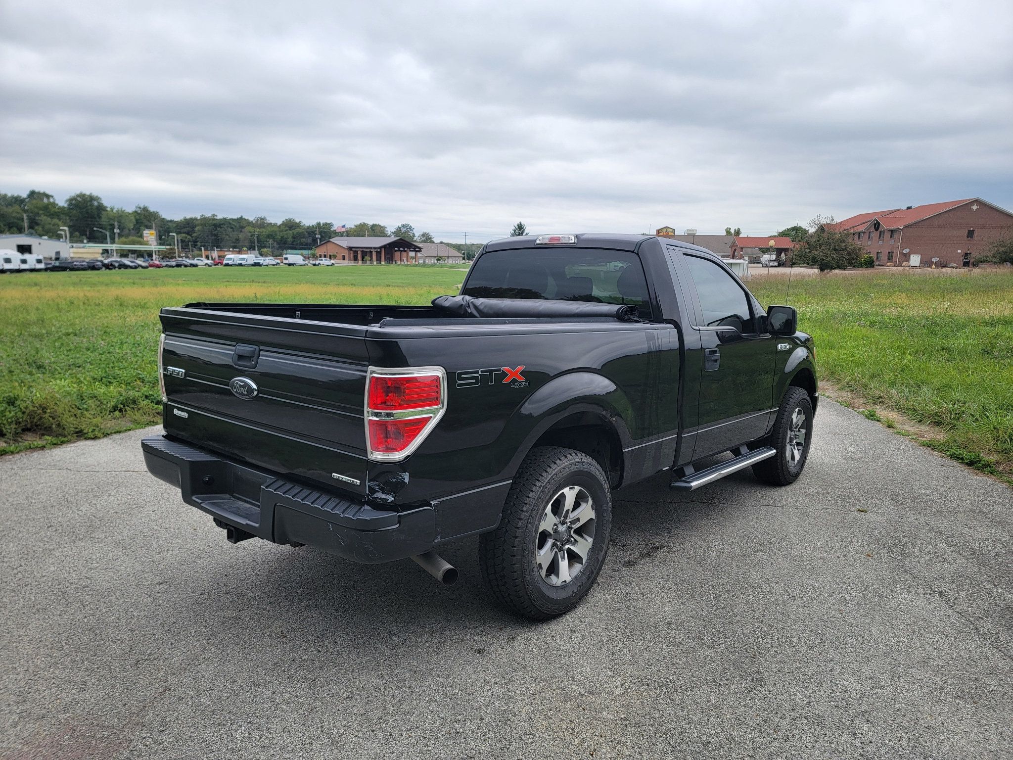Used 2013 Ford F150 STX w/ Mid Equipment Group AWD/4WD image 8