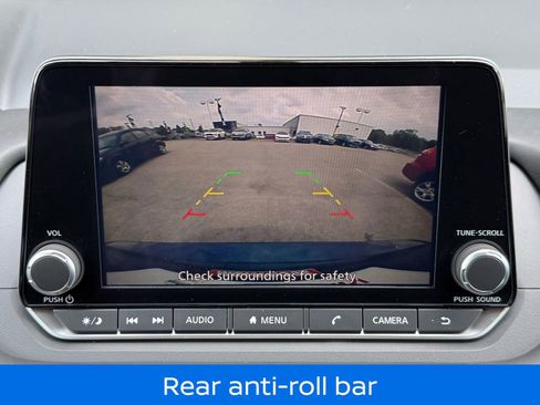 Certified 2025 Nissan Rogue SV image 31