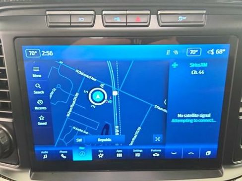 Used 2022 Ford F150 Lariat w/ Equipment Group 502A High AWD/4WD image 16