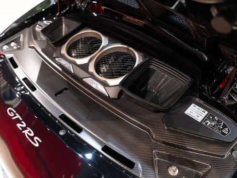 Used 2018 Porsche 911 GT2 RS RWD image 26