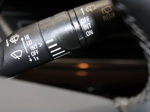 Used 2024 Chevrolet Trax ACTIV w/ Driver Confidence Package image 35