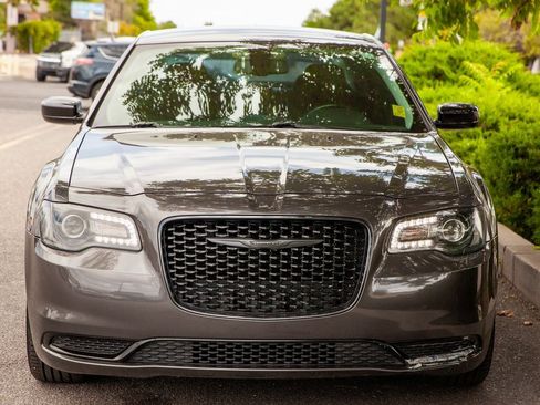 Used 2020 Chrysler 300 Touring w/ Sport Appearance Package image 3
