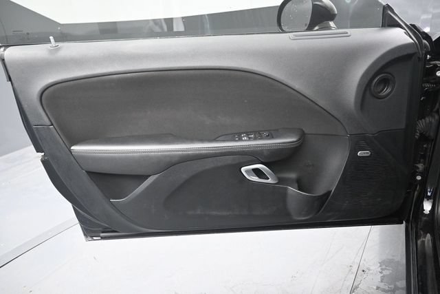 Used 2022 Dodge Challenger R/T RWD image 15