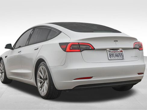 Used 2021 Tesla Model 3 Long Range image 7