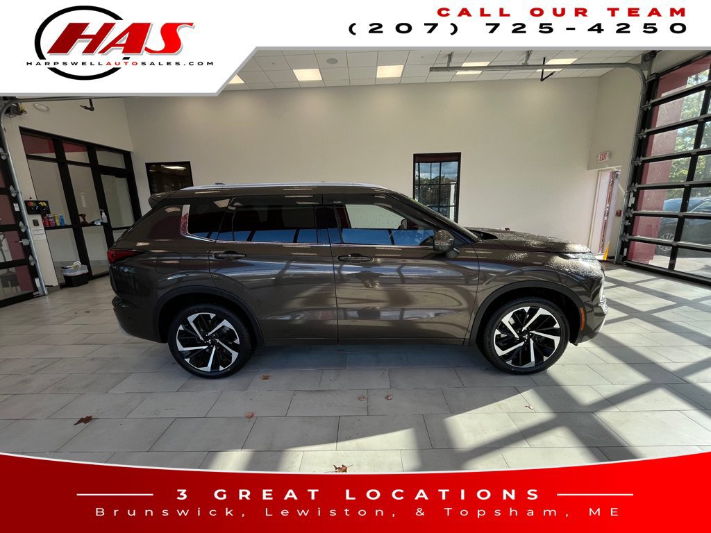 Used 2022 Mitsubishi Outlander SEL AWD/4WD image 6