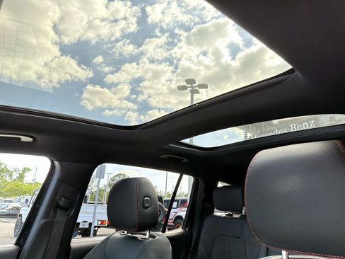 Certified 2023 Mercedes-Benz GLB 250 image 24