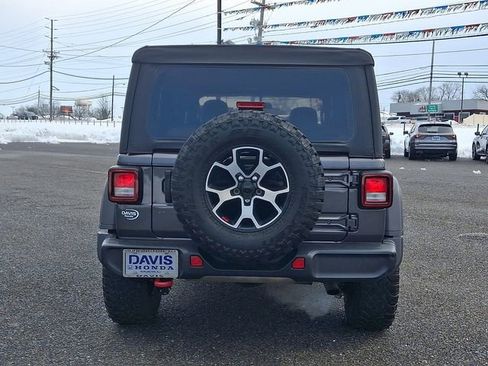 Used 2021 Jeep Wrangler Unlimited Rubicon w/ Cold Weather Group AWD/4WD image 5