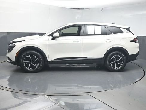 Used 2025 Kia Sportage LX AWD/4WD image 5