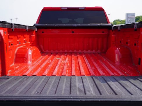 Used 2019 Chevrolet Silverado 1500 Custom Trail Boss AWD/4WD image 7