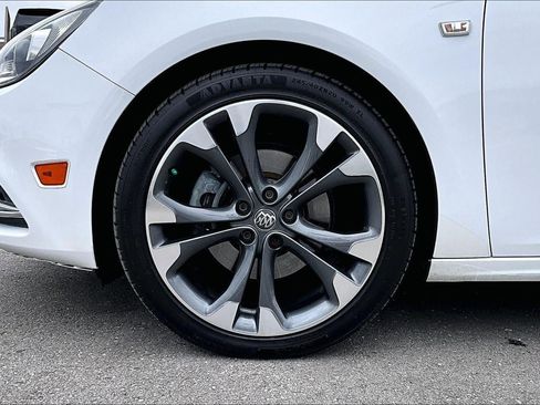 Used 2018 Buick Cascada Premium FWD image 9