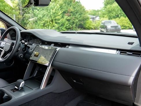 New 2026 Land Rover Discovery Sport Landmark AWD/4WD image 16