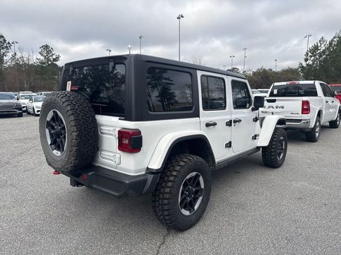 Used 2022 Jeep Wrangler Unlimited Rubicon w/ Cold Weather Group image 10