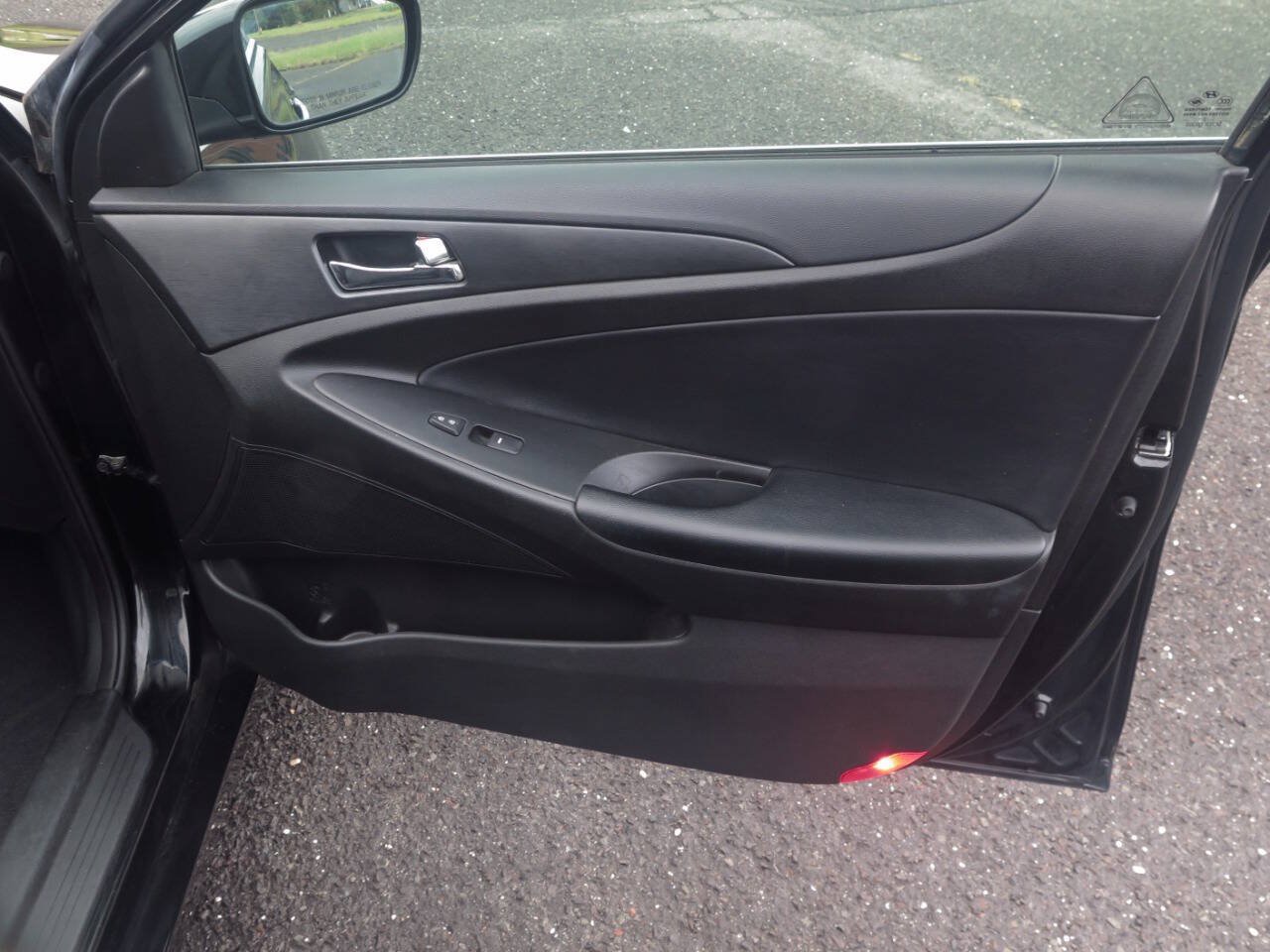 Used 2013 Hyundai Sonata SE FWD image 23