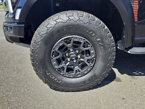 Used 2025 Ford F150 Raptor w/ Equipment Group 803A Raptor R AWD/4WD image 29
