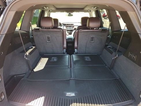 Certified 2024 Cadillac XT6 Premium Luxury w/ LPO, Floor Liner Package AWD/4WD image 34
