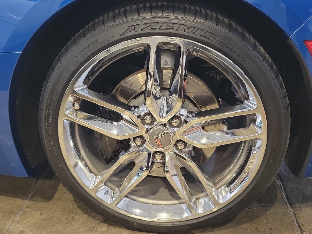 Used 2015 Chevrolet Corvette Stingray Coupe w/ 3LT Preferred Equipment Group RWD image 33