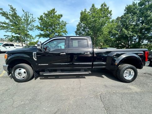 Used 2017 Ford F350 Lariat w/ Chrome Package AWD/4WD image 5