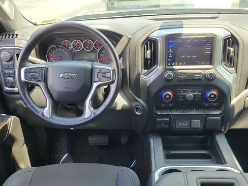 Used 2020 Chevrolet Silverado 1500 LT Trail Boss AWD/4WD image 15
