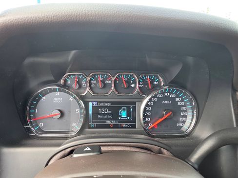 Used 2020 Chevrolet Suburban Premier AWD/4WD image 22