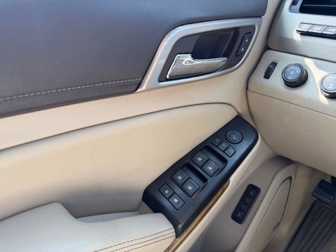 Used 2017 GMC Yukon XL Denali w/ Open Road Package image 17