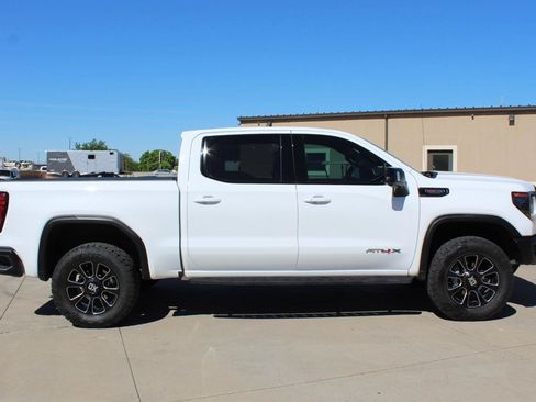 Used 2024 GMC Sierra 1500 AT4X AWD/4WD image 6