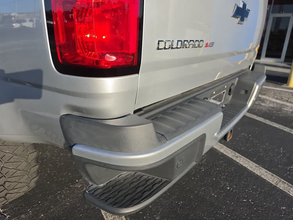 Used 2019 Chevrolet Colorado Z71 RWD image 14