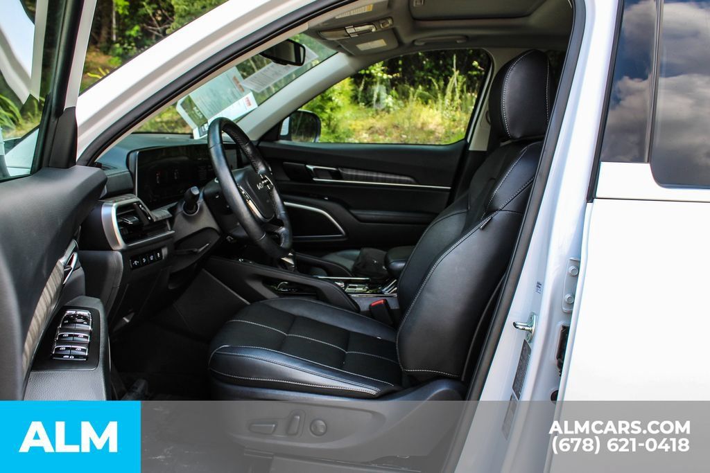 Used 2025 Kia Telluride EX AWD/4WD image 14