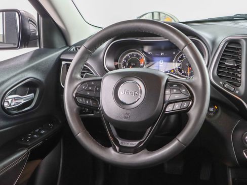 Used 2023 Jeep Cherokee Altitude Lux AWD/4WD image 12