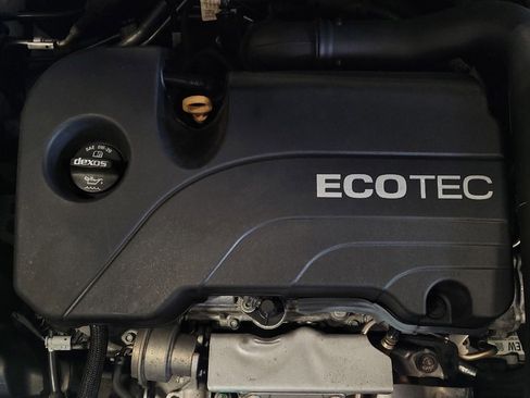 Used 2019 Chevrolet Equinox LT FWD image 30