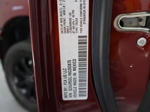 Used 2022 RAM 2500 Big Horn w/ Night Edition AWD/4WD image 59