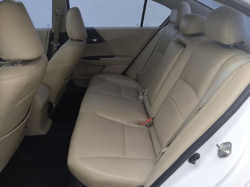 Used 2017 Honda Accord LX image 18