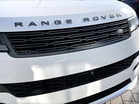 Used 2025 Land Rover Range Rover Sport Dynamic SE AWD/4WD image 30