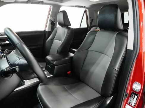 Used 2021 Toyota 4Runner SR5 Premium w/ Moonroof Package image 10