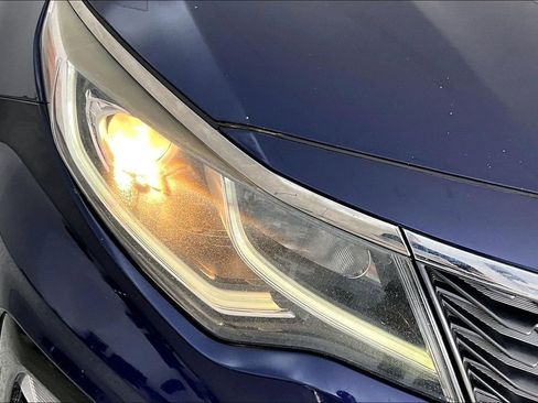 Used 2020 Kia Optima LX image 38