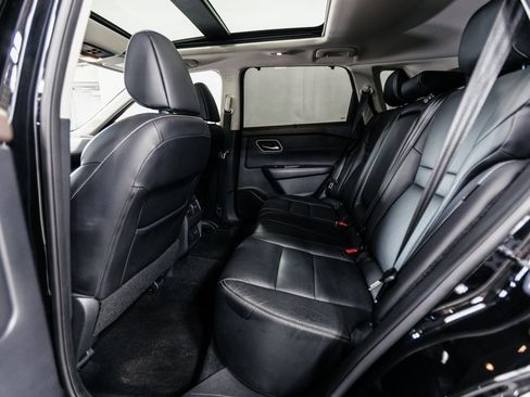 Used 2021 Nissan Rogue SL w/ Premium Package image 19