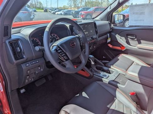New 2026 Nissan Frontier PRO-4X w/ Pro Premium Package AWD/4WD image 14