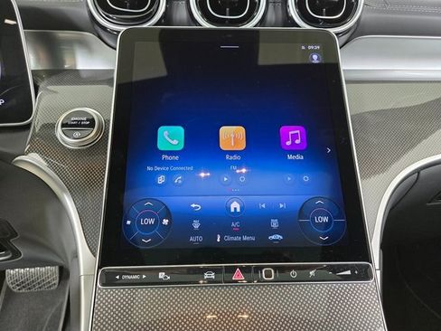 Certified 2025 Mercedes-Benz GLC 300 4MATIC image 28