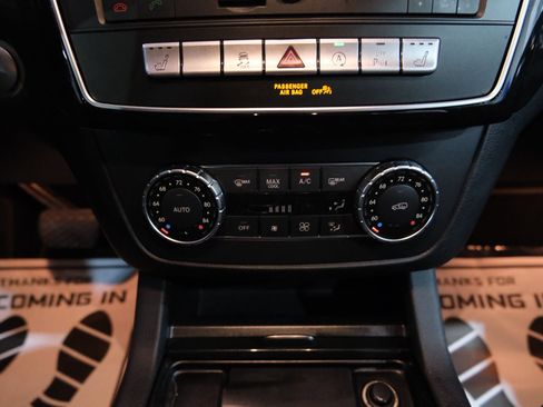 Used 2017 Mercedes-Benz GLS 450 4MATIC w/ Premium Package image 33