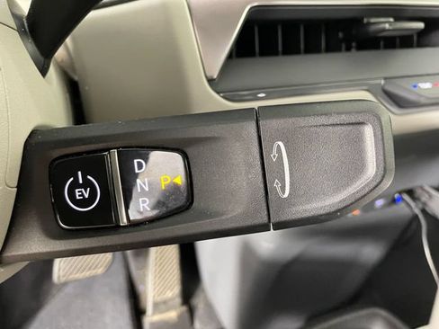 Certified 2024 Kia EV9 Wind AWD/4WD image 9
