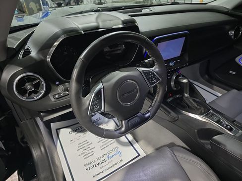 Used 2017 Chevrolet Camaro SS RWD image 19