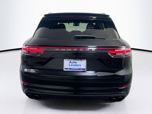 Used 2020 Porsche Cayenne Turbo image 6