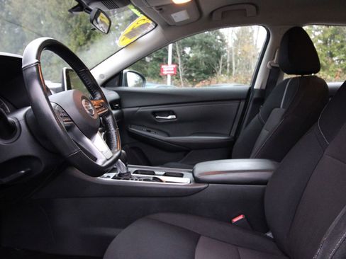 Used 2023 Nissan Sentra SV image 10