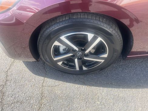 Used 2025 Nissan Sentra SV image 30