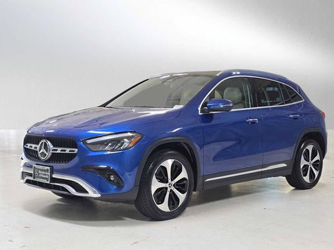 Used 2025 Mercedes-Benz GLA 250 4MATIC image 7