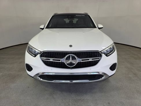 Certified 2025 Mercedes-Benz GLC 300 image 2