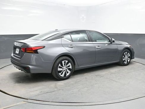 Used 2020 Nissan Altima 2.5 S FWD image 7