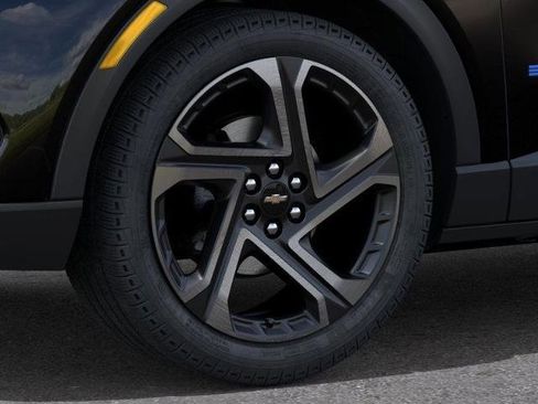 New 2026 Chevrolet Equinox EV LT image 9