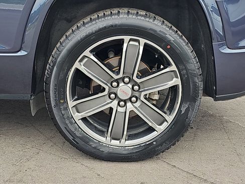 Used 2019 GMC Acadia Denali AWD/4WD image 36