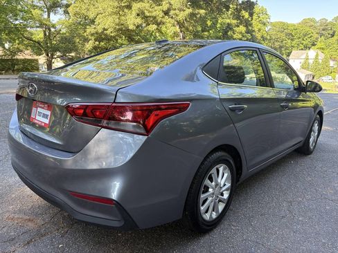 Used 2020 Hyundai Accent SEL FWD image 4